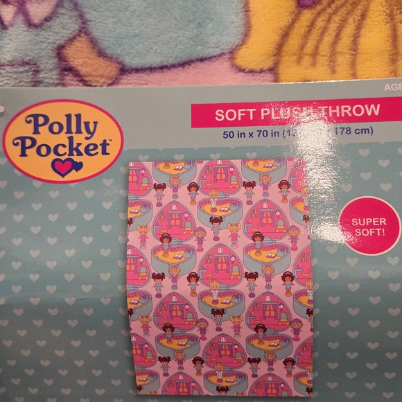 Polly Pocket Colorful Print Plush Throw Blanket 50in X 70in - Picture 2 of 2